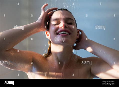 Woman Taking A Shower Hi Res Stock Photography And Images Alamy