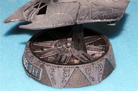 By justin at diwali images 2016 on july 17, 2016. INDEPENDENCE DAY: Amaray + Alien Attacker Ship Replica ...