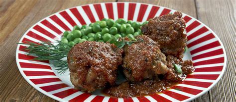 You cannot mix in something that could potentially spark, for reasons i hope you. Faggots | Traditional Offal Dish From West Midlands, United Kingdom
