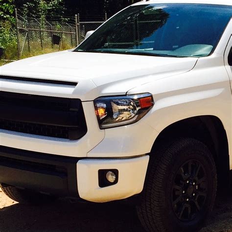 2016 toyota tundra platinum showing my lighting upgrades as well as the 2018+ oem led headlightsharness used was 100% plug and play for my platinum. 2014-2016 Toyota Tundra Black LED Headlights - 2LH-TUN14JM-V2-RS