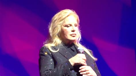 Nella prima edizione di doppia coppia, andata in onda nel. Sylvie Vartan au Grand Rex 2019 Par amour par pitié - YouTube