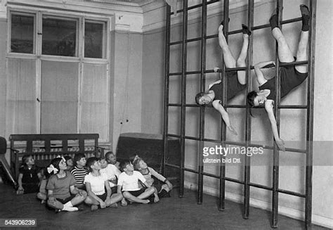 school gymnastics photos and premium high res pictures getty images