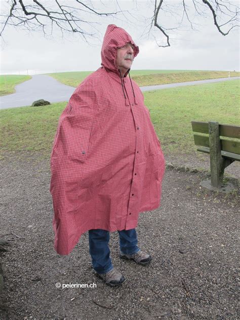 Ich kann nicht mehr sein ohne eine pelerine zu tragen aus gummi aus lack oder aus pvc. Pin auf RainCapes