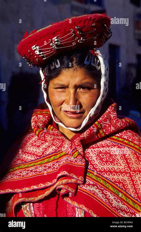 Native Quechua Woman In The Traditional Costume Ollaytantambo Urubamba