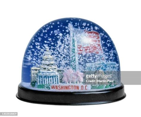 Washington Dc Snow Globe Photos And Premium High Res Pictures Getty