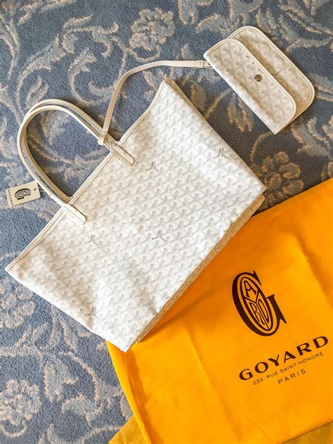 Goyard mini tote bag price. Where's Best to Buy Goyard Handbags? Are Paris Stores ...
