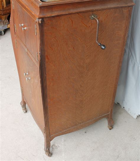 Maybe you would like to learn more about one of these? Bargain John's Antiques | Antique Oak Victor Victrola XIV ...