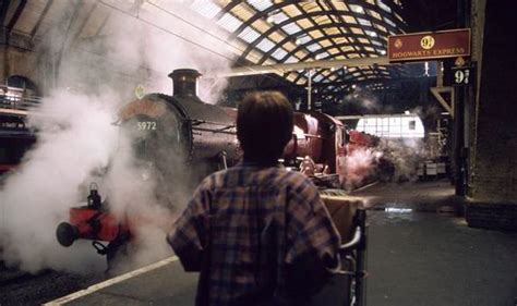 Hogwarts Express Steams In To New Studio Tour Films Entertainment