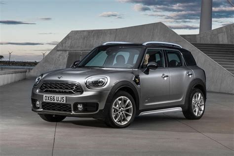 2019 Mini Cooper Countryman Plug In Hybrid Review Trims Specs And