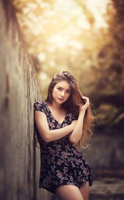 10 Cute Poses For Pictures 6 In 2020 Photography Poses Women Fashion