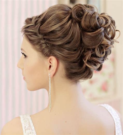 Elegant Updos And More Beautiful Wedding Hairstyles 2556181 Weddbook
