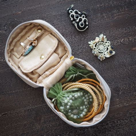 Best Travel Jewelry Organizers To To Look Stunning For Any Event During The Trip
