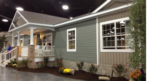Clayton Home Show Mobile Home Living Manufactured Home Porch