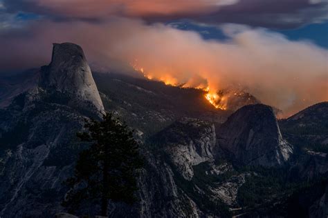 Park Closed Wildfire Forces Indefinite Closure Of Yosemite Valley