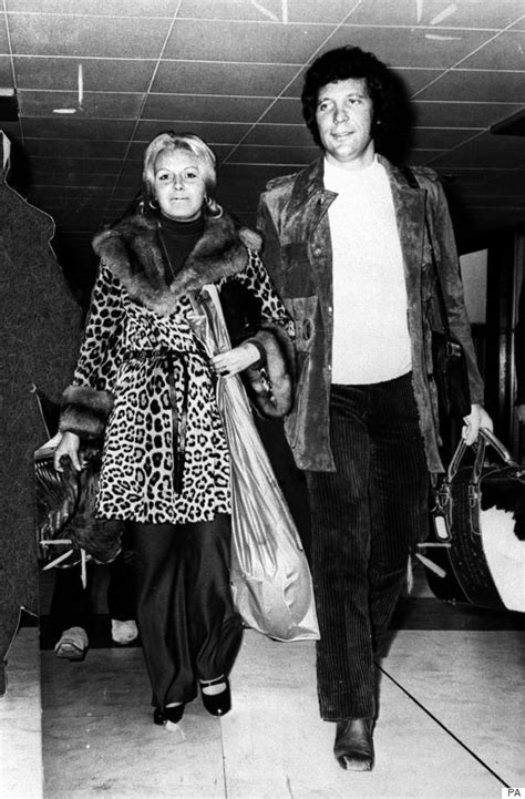 Follow me on twitter @realsirtomjones follow me on instagram @realsirtomjones. Tom Jones Reveals 'Jimmy Savile Was A Good Man' Who Helped ...