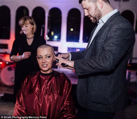 Wedding photo woman with groom shaving her head2019. Bride shaves her head at her wedding as a tribute to her terminally ill groom | Daily Mail Online