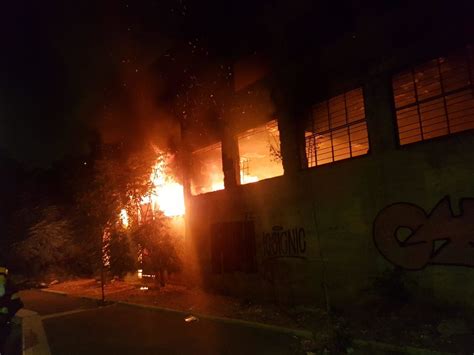 שריפה בבניין מגורים במודיעין עילית, הדיירים פונו. שריפה ברחוב הרב מרכוס בחיפה | חי פה - חדשות חיפה