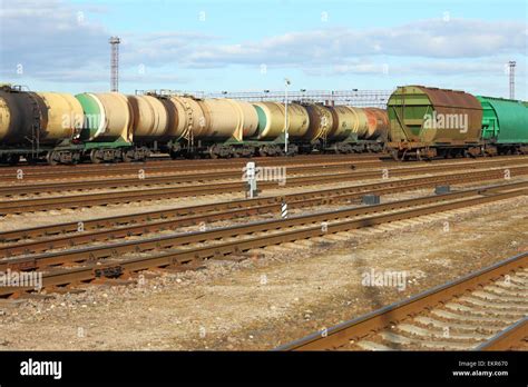 Long Freight Train Hi Res Stock Photography And Images Alamy