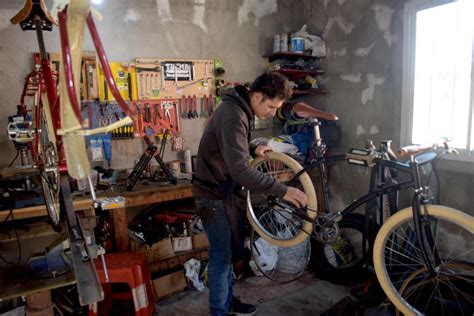 Los mejores tableros de gonzalo robles. Gonzalo Robles, un estilista al servicio del pedaleo retro ...