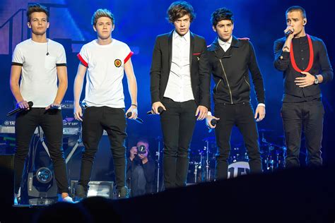 One Direction Rakes In Years Highest Grossing Concert Tour