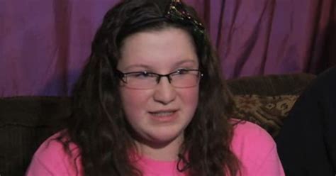Eleven Year Old Girl Thwarts Would Be Burglars With Shotgun