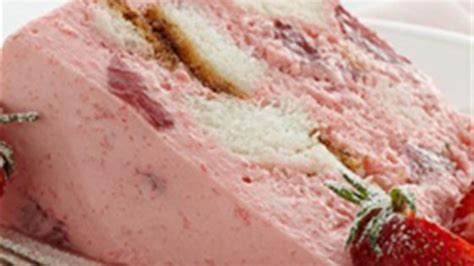 Mix cake mix, eggs, jello, oil, water and half of frozen strawberries. Angel Strawberry Bavarian Recipe - Allrecipes.com in 2020 ...
