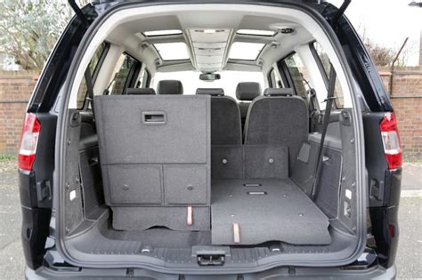 Ford Galaxy Minivan Luggage Capacity