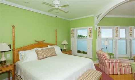 Who is the ceo of the hotel on mackinac island? Mackinac Island Accommodations | Rooms & Suites | Hotel ...