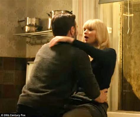 Jennifer Lawrence Plays Sultry Spy In Red Sparrow Trailer Daily Mail Online