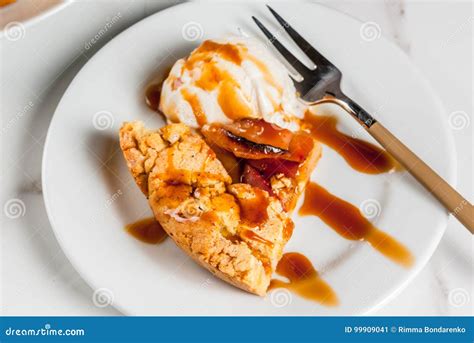 Wholegrain Apple Galette Pie Stock Image Image Of Baking Crust 99909041