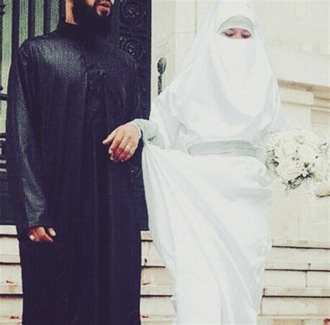 Check Out More Of Muslim Couples At Pin Lacoxx Niqabi Bride Muslim Couples Muslim Brides