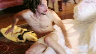 Banana Hunks Ashton Kutcher Flashing His Cock In The Ranch S01e05