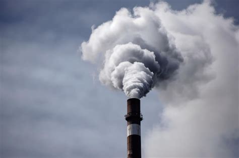 Premium Ai Image Closeup Of Smokestack With Smoke And Fumes Billowing