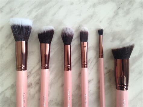 Luxie beauty makeup brushes