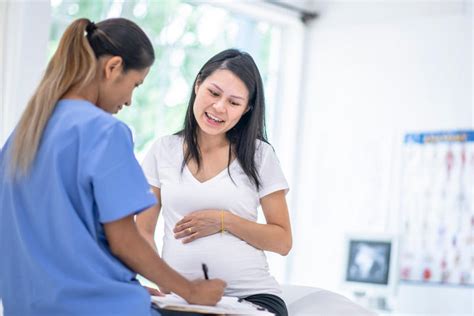 Difference Between Obstetricians And Gynecologists Ross Med