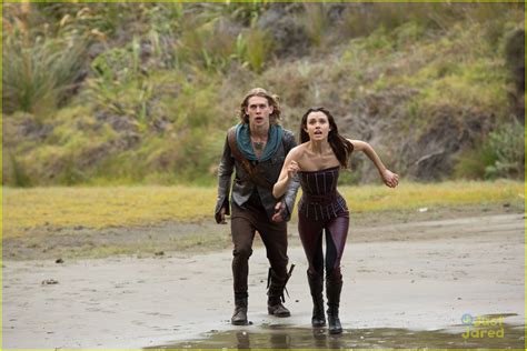 The Shannara Chronicles Premieres Next Week See All The Pics Now Photo Photo