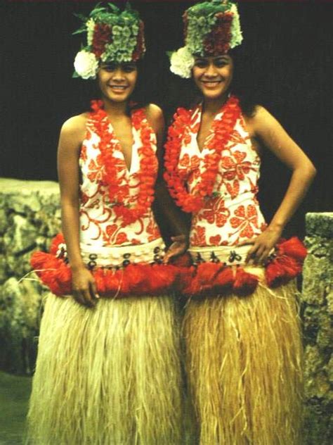 Hawaiian Outfit Traditional Fashion Traditional Outfits