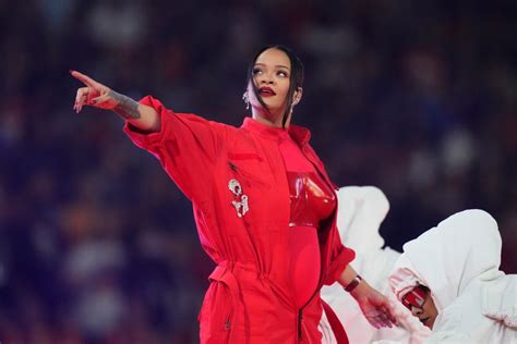 Rihanna Explains Why She Reversed Her Super Bowl Boycott