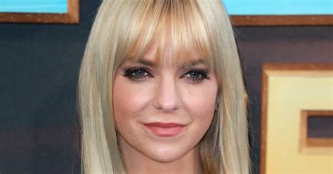 This Is Why Anna Faris Had To Leave Mom