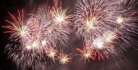 How To Photograph Fireworks Cameralabs