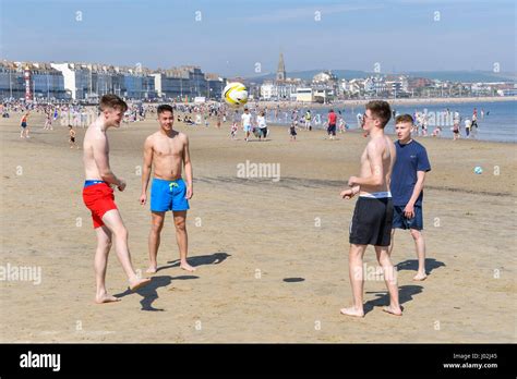 Lads Beach High Resolution Stock Photography And Images Alamy