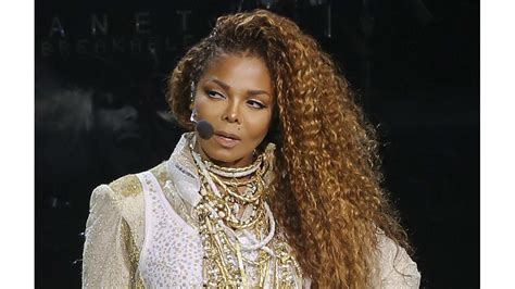 janet jackson weeps on stage in houston 8days