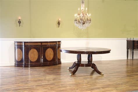 Lends a modern cottage farmhouse look to any style. Large Formal &Traditional Round Mahogany Dining Table w Leaves