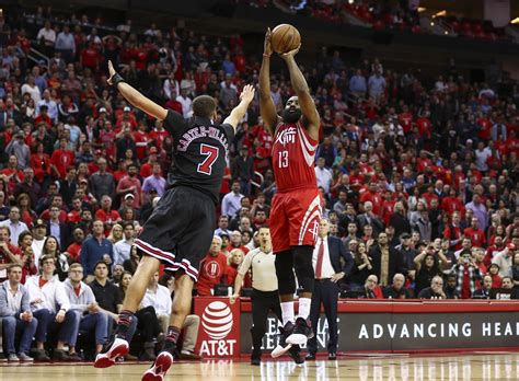 Brad wanamaker hasn't played up to the level he performed at when he played in boston the past two seasons. Houston Rockets at Chicago Bulls: Game Preview