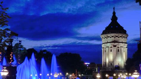 In die mannheimer niederlassung am wasserturm investierte der konzern zuletzt acht millionen euro. wasserturm in blue