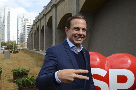 Doria é Condenado Por Remoção De Grafites Em São Paulo Exame