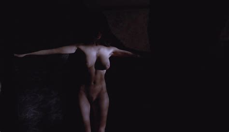 Chelah Horsdal Desnuda En Masters Of Horror