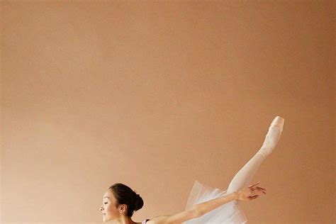 バレエ界の新星、永久メイの素顔。名門マリインスキー・バレエ団で日本人初の主役に！ Vogue Japan Release Dove Interview Ballet Ballet