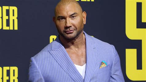 Actor Dave Bautista Is Now Guardian To 2 Abandoned Pit Bulls Cbs 42