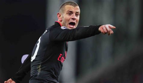 Jack Wilshere Finally Handed A New Contract After Months Without A Club Extra Ie